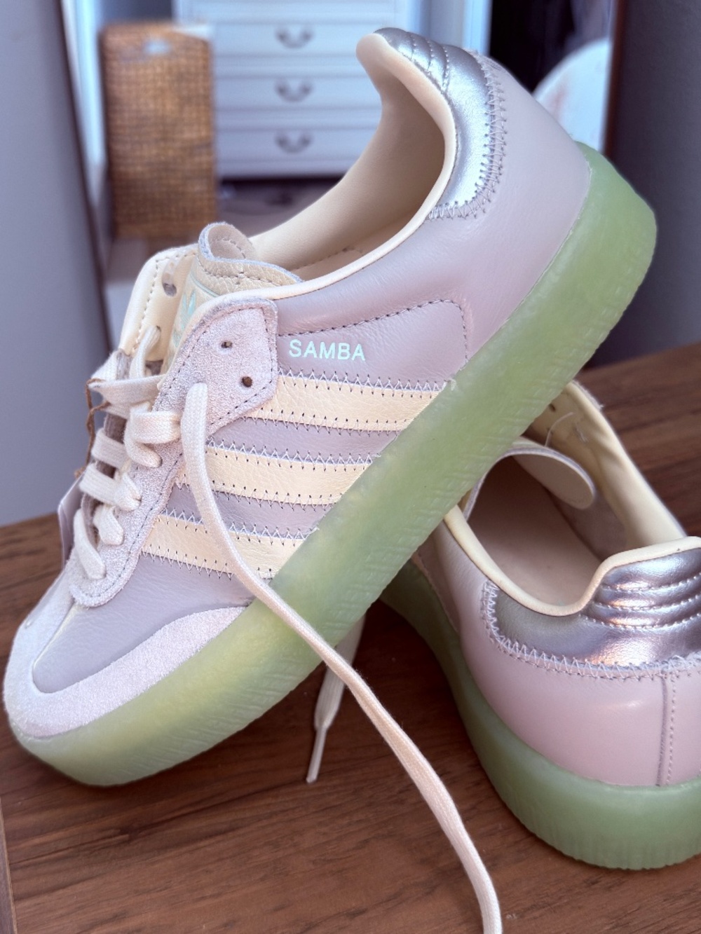 NWT Adidas Sambae W Platform Sneakers Gray Green Silver Women’s US 6 / eu37/23cm